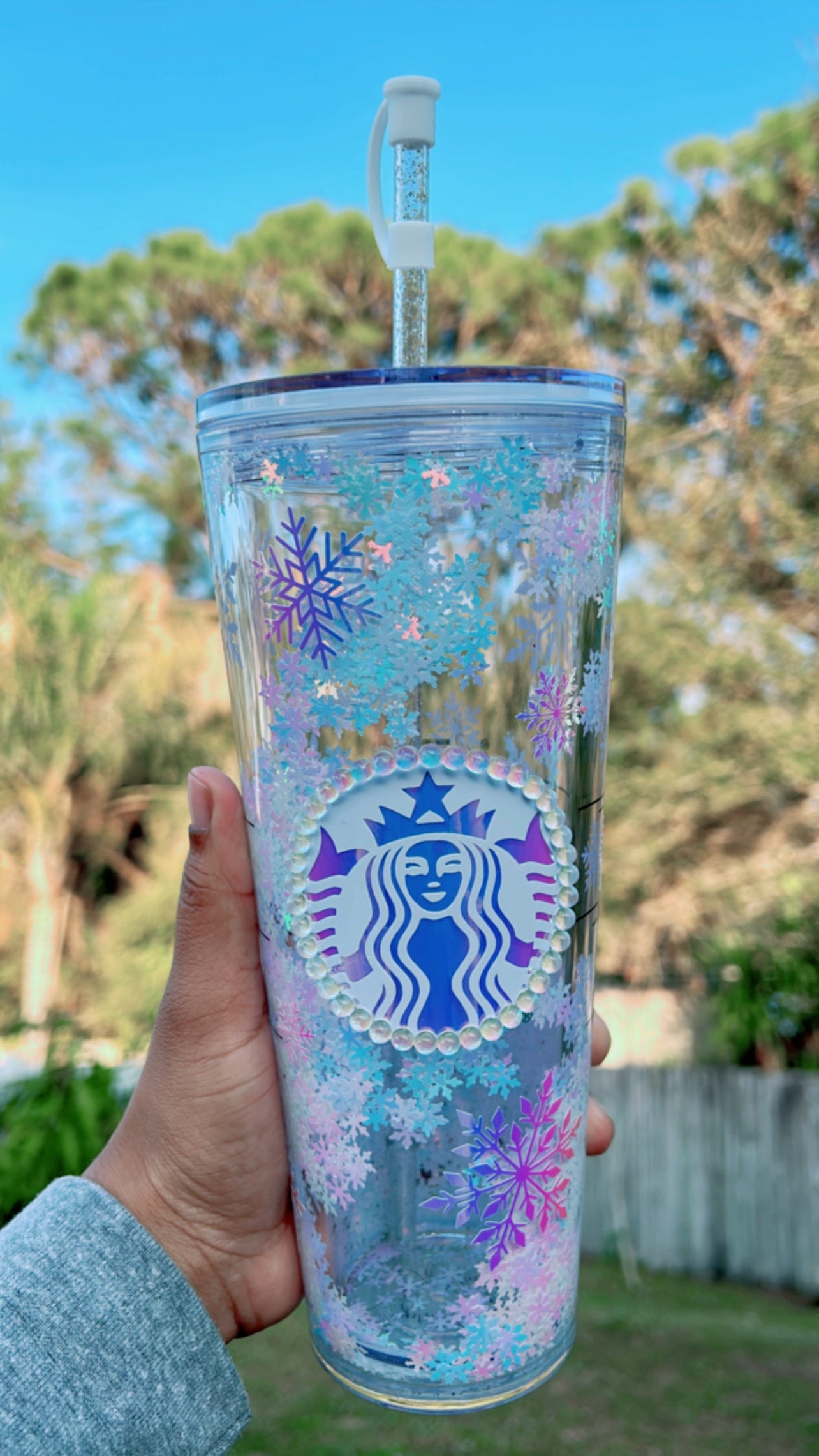 Let it Snow Starbucks Tumbler | Snowflake SnowGlobe Tumbler | Perfect for all cold drinks | Reusable | 24oz Venti Tumbler