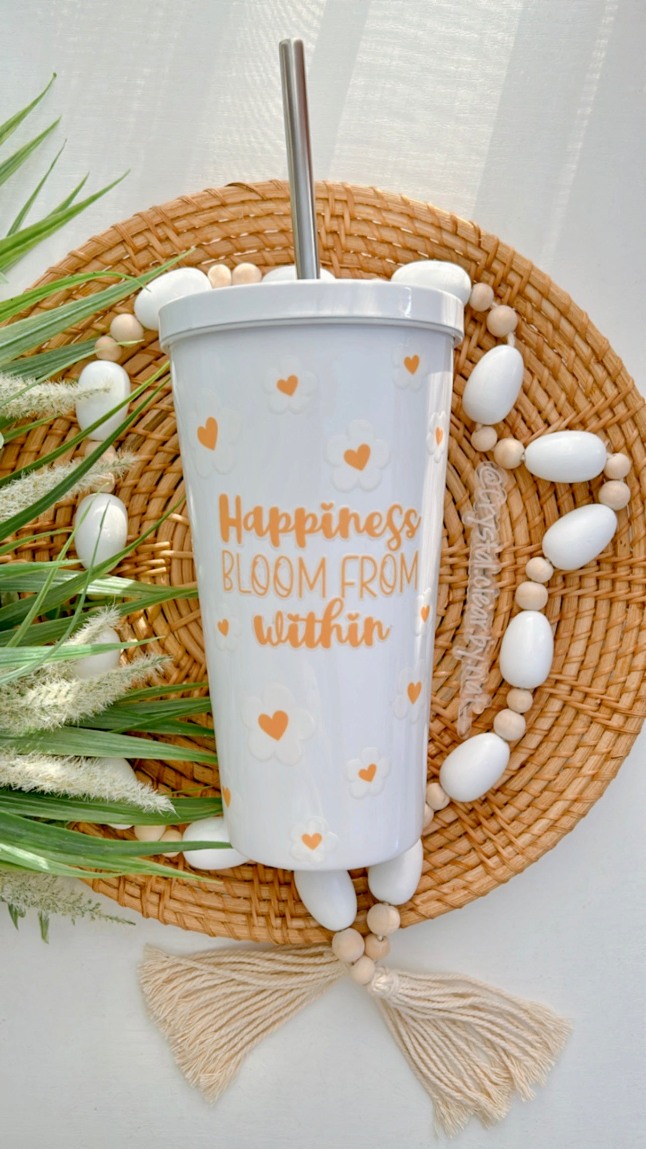 Flower Tumbler | Perfect gift for Flower lovers | Gift for all Occasions | 19oz Goblet Tumbler | On the Go Tumbler | UV-DTF Design