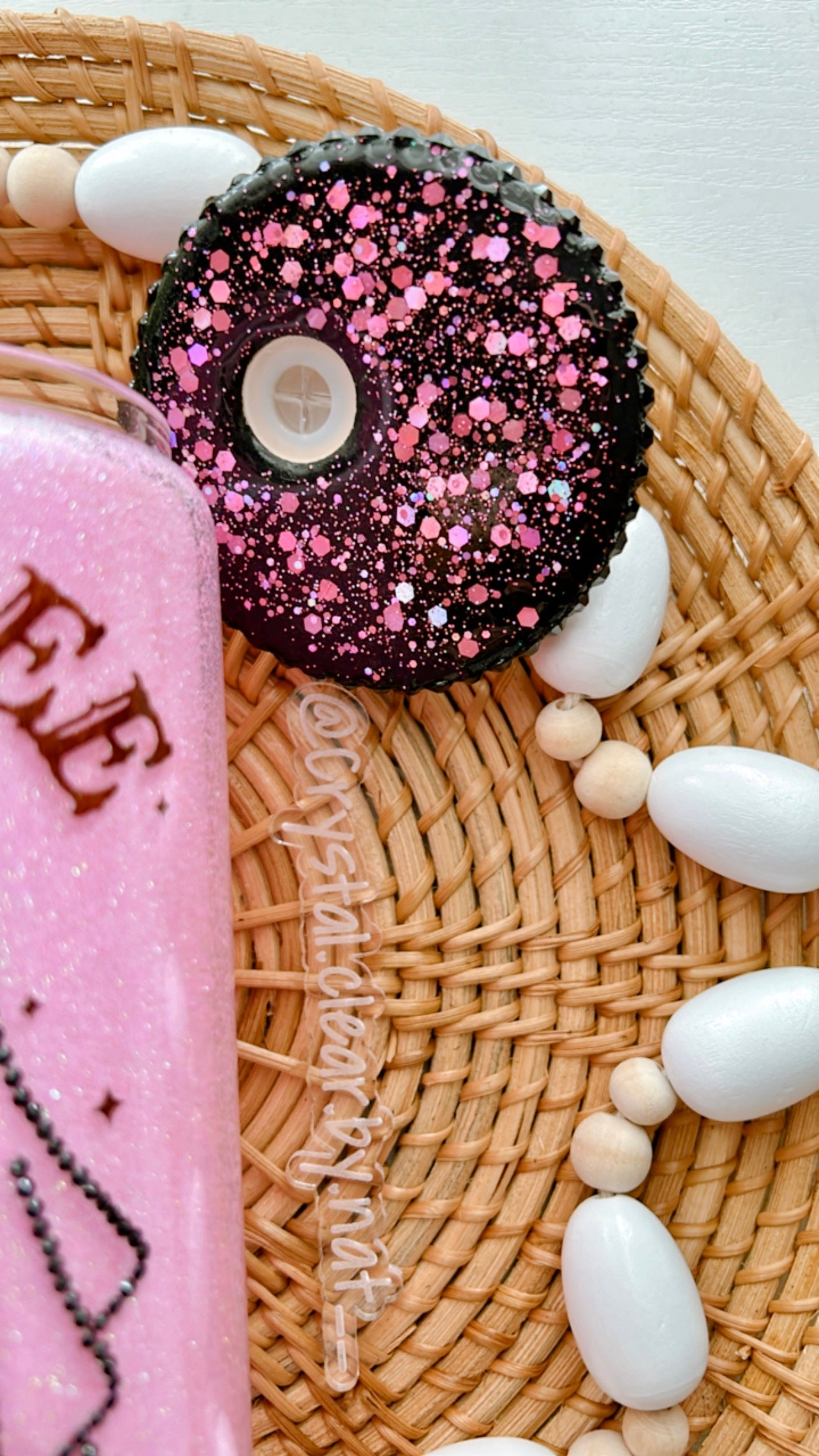 Boo-Jee Glass Can | Pink Halloween Ghost Glass Can | Still Snow Globe Glass Can| Pink Glitter | Perfect for Iced Coffee Lovers | 12oz